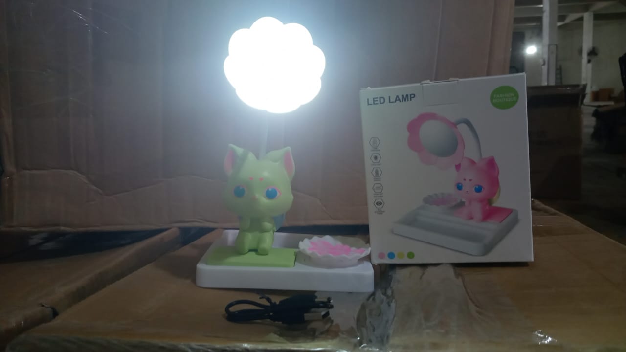 Cute Lovely Cartoon With Base LED Desk Light (1 Pc) Cute Lovely Cartoon With Base LED Desk Light (1 Pc)